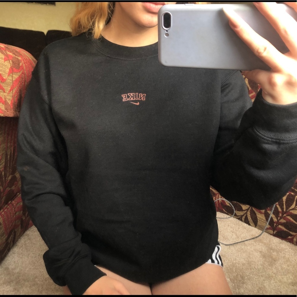 nwt black brown nike crewneck